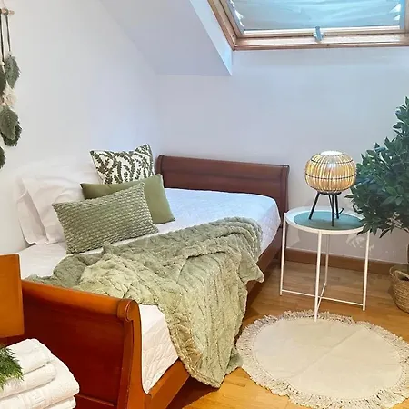 Atico Linda Apartment *
