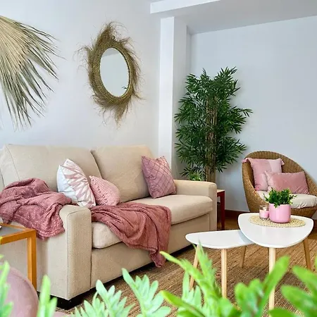 Apartment Atico Linda *